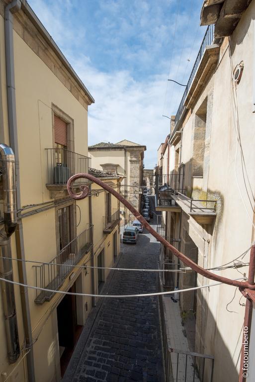 La Rosa Antica Bed and Breakfast Caltagirone Exteriör bild